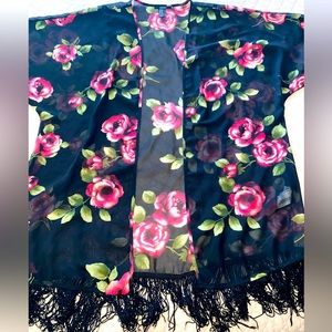 Laya F21 Floral Kimono🌹